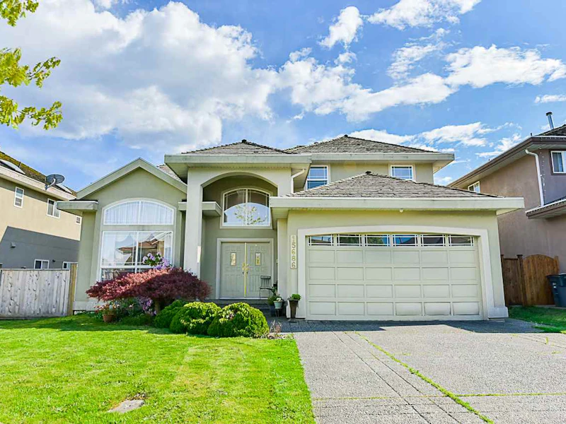 15686 80a Avenue, Surrey BC V4N 0X6