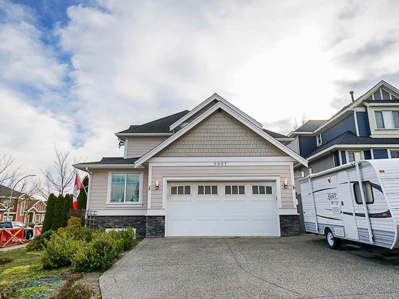 7967 170a Street, Surrey BC V4N 0C6