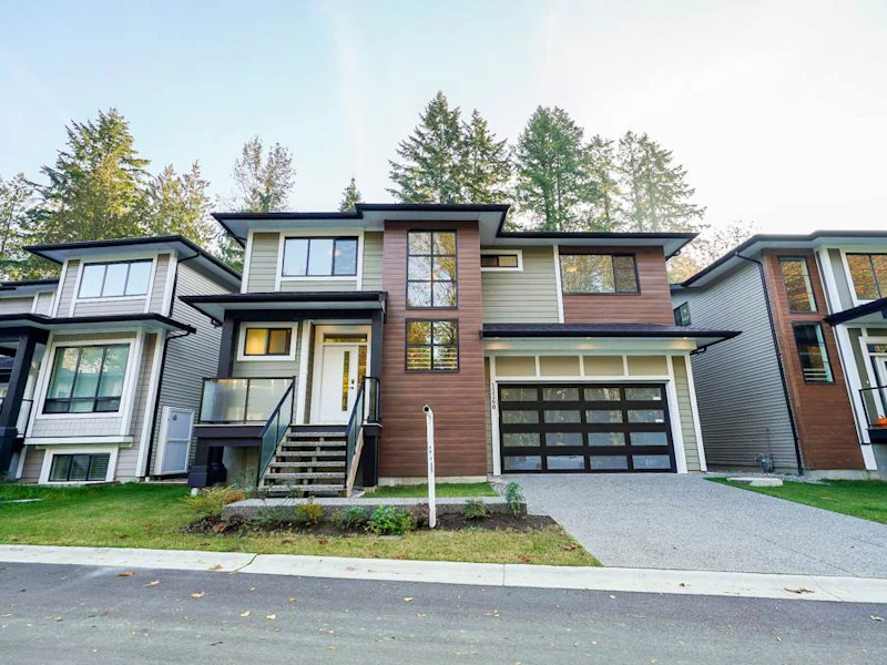 12260 207a Street, Maple Ridge BC