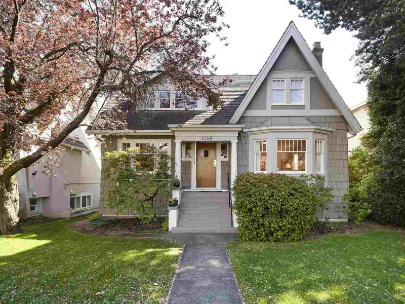 1764 W 57th Avenue, Vancouver BC V6P 1T4