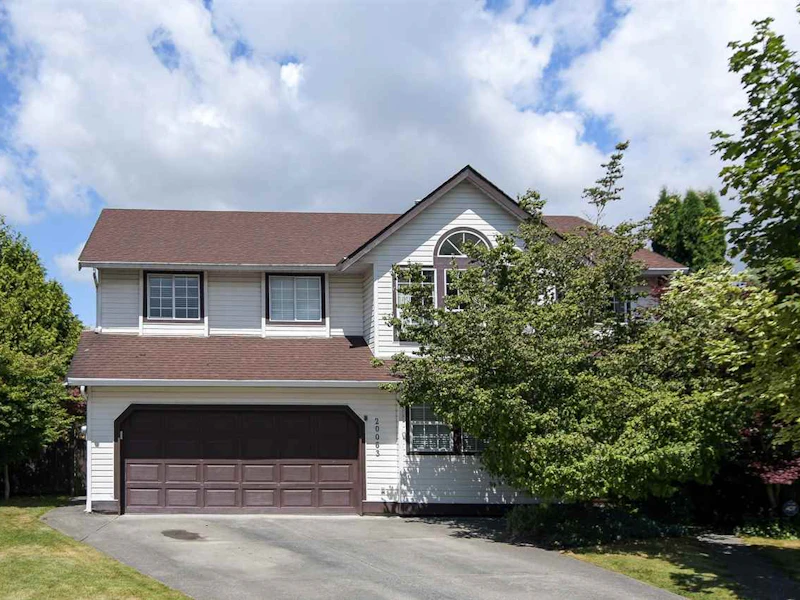 20063 49a Avenue, Langley BC V3A 3S2