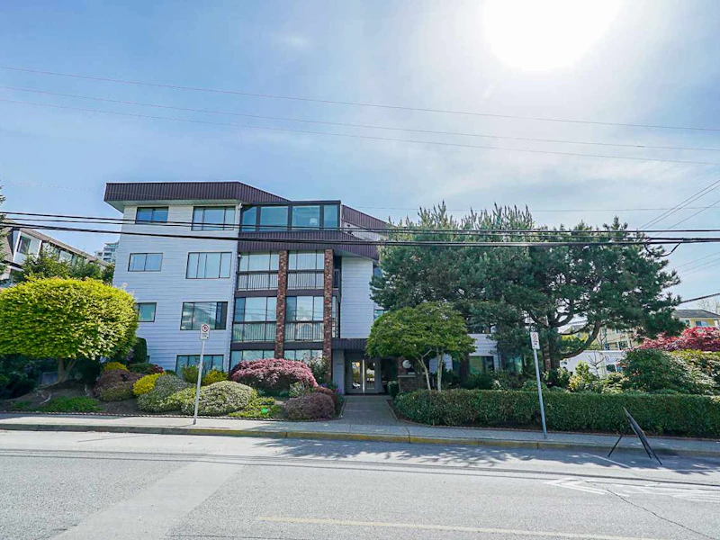 202 - 1424 Martin Street, Surrey BC V4B 3W7