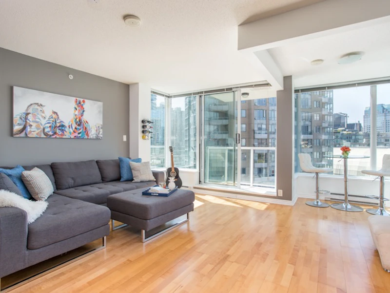 1103 - 550 Taylor Street, Vancouver BC V6B 1R1