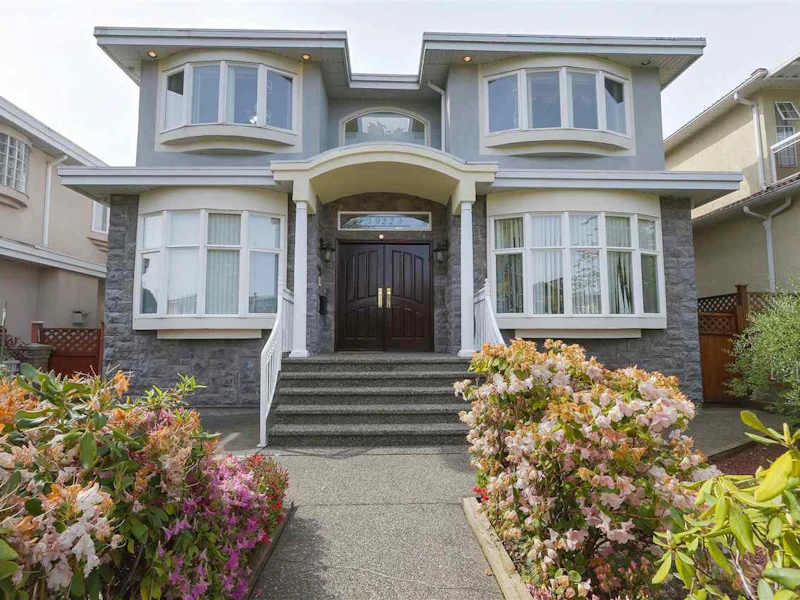 922 E 51st Avenue, Vancouver BC V5X 1E5