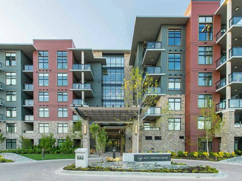 401 - 5011 Springs Boulevard, Delta BC