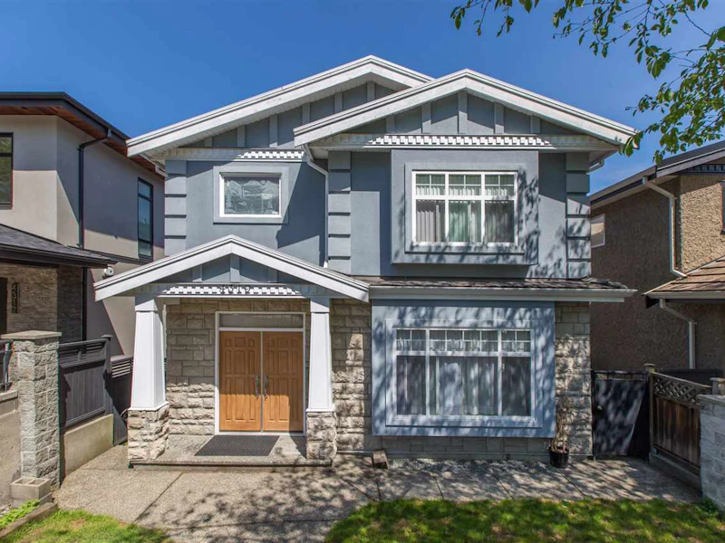 4319 Cambridge Street, Burnaby BC V5C 1H3
