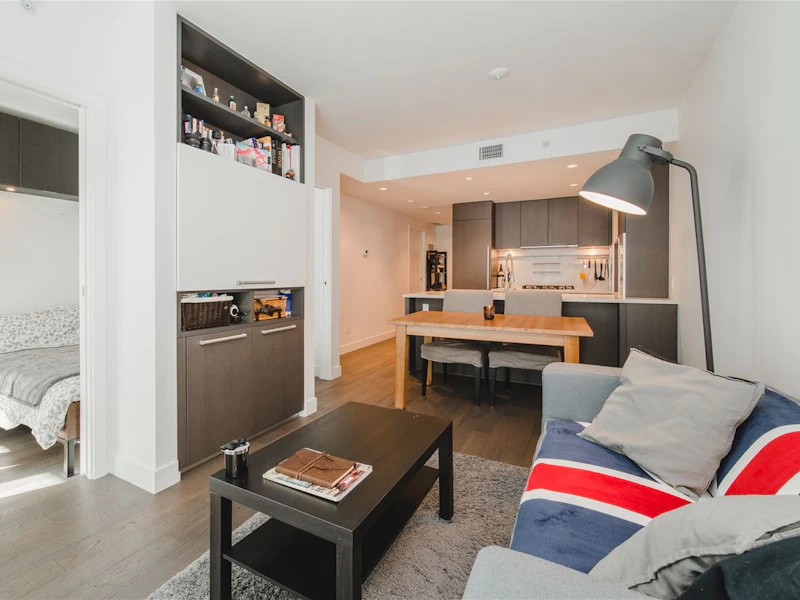 811 - 288 W 1st Avenue, Vancouver BC V5Y 0E9