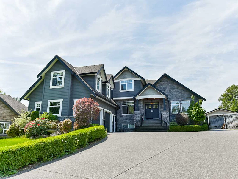 11321 241a Street, Maple Ridge BC V2W 0A3