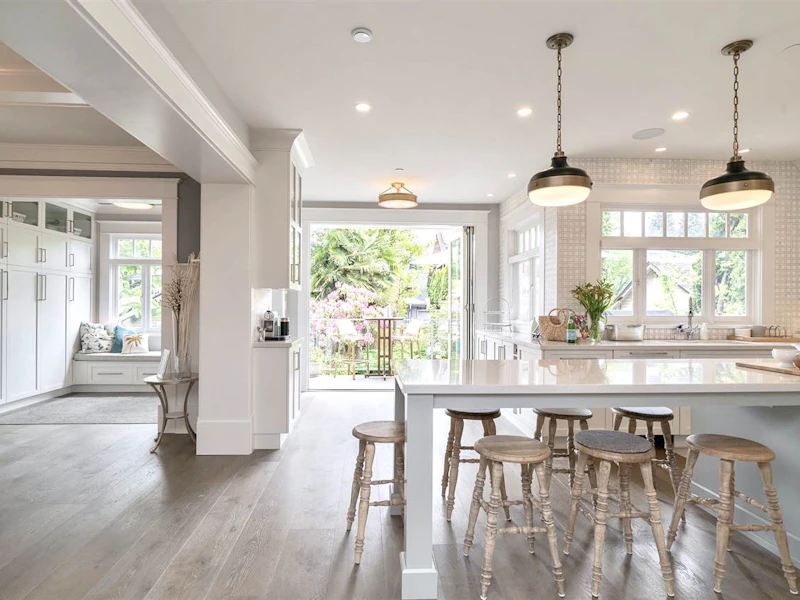 1816 W 14th Avenue, Vancouver BC V6J 2J9