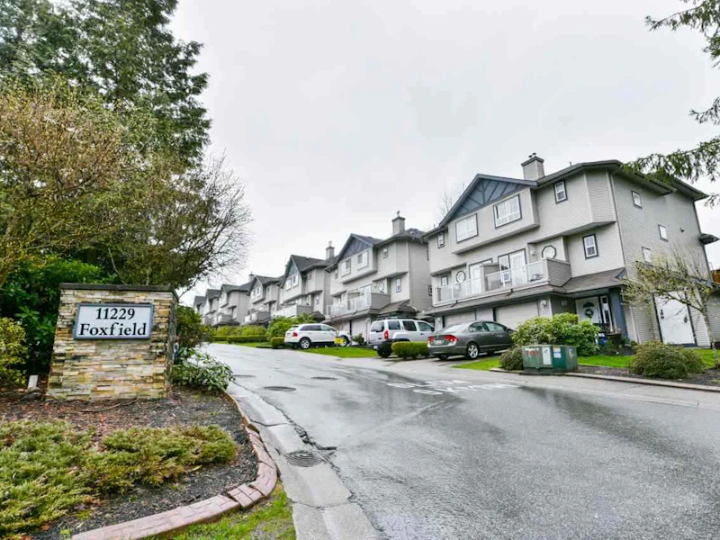 12 - 11229 232nd Street, Maple Ridge BC V2X 2N4