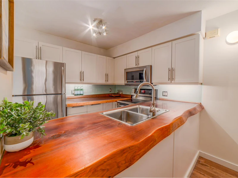 318 - 2222 Castle Drive, Whistler BC V0N 1B2