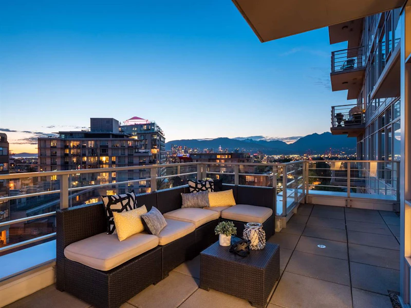 806 - 2788 Prince Edward Street, Vancouver BC V5T 0C8