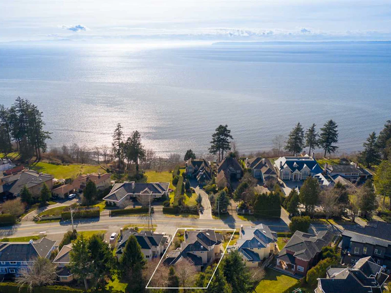 1760 Ocean Park Road, Surrey BC V4A 3L9