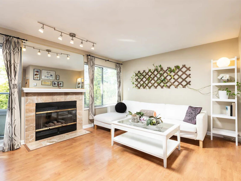 210 - 7600 Francis Road, Richmond BC V6Y 1A2