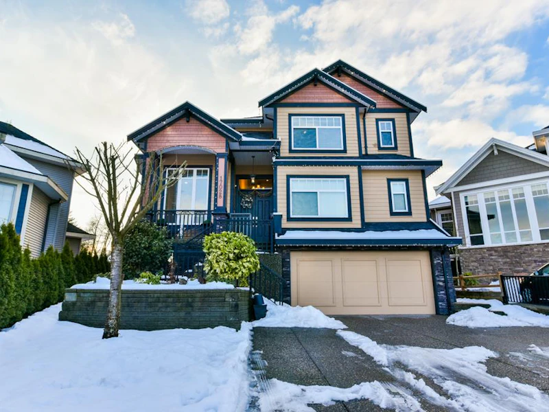 17028 79b Avenue, Surrey BC V4N 0C6