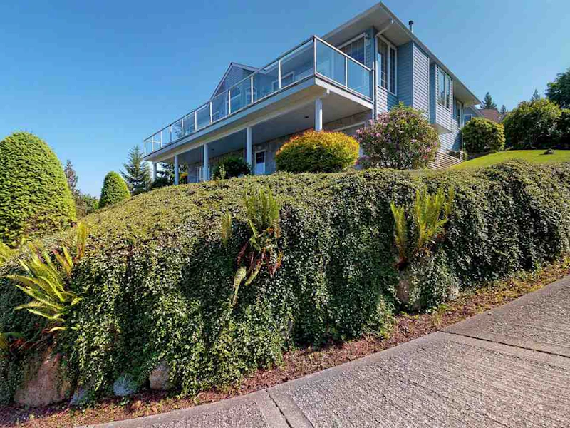 6383 N Gale Avenue, Sechelt BC