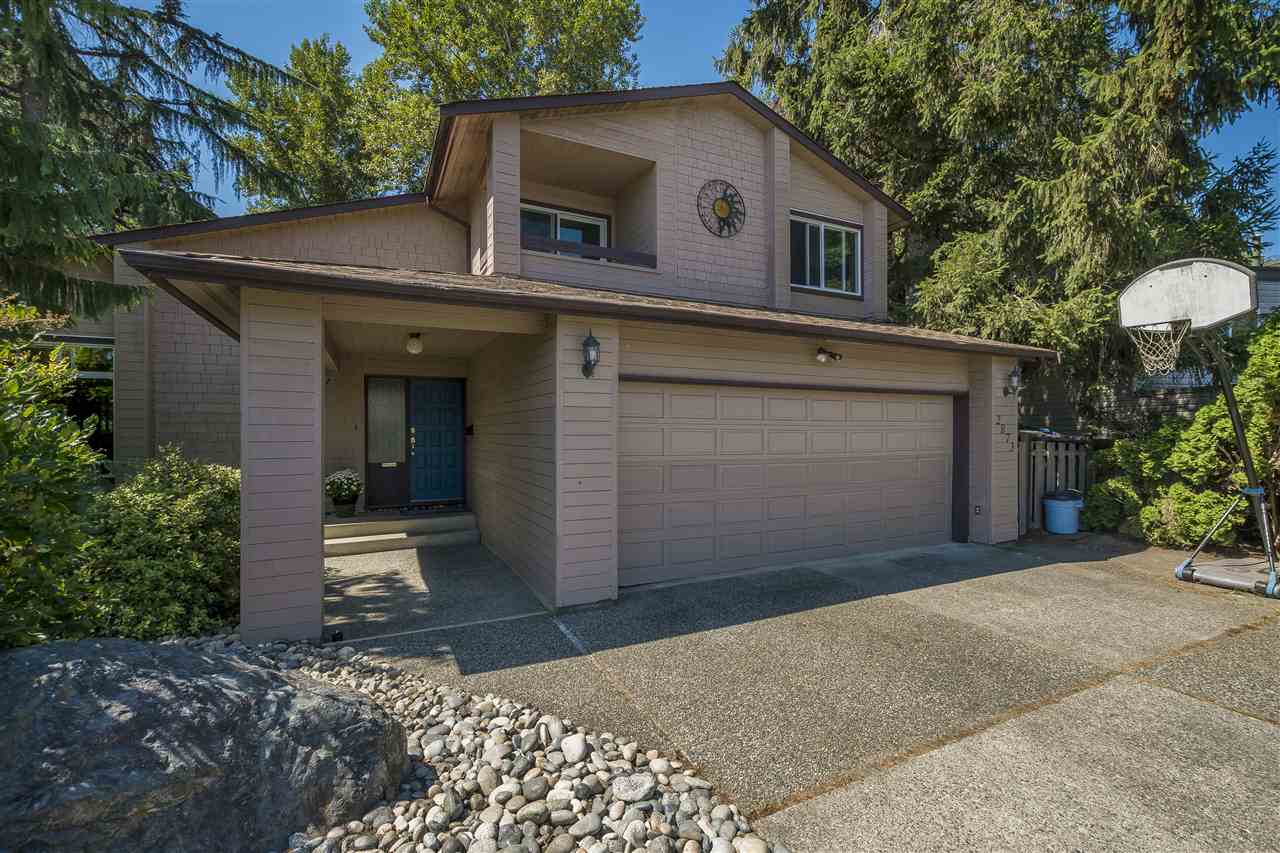 2873 Century Cres  