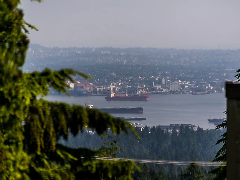 555 St. Andrews Road, West Vancouver BC V7S 1V3
