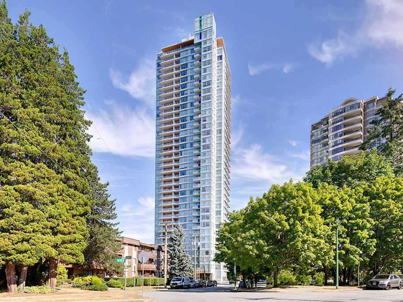 2002 - 5883 Barker Avenue, Burnaby BC