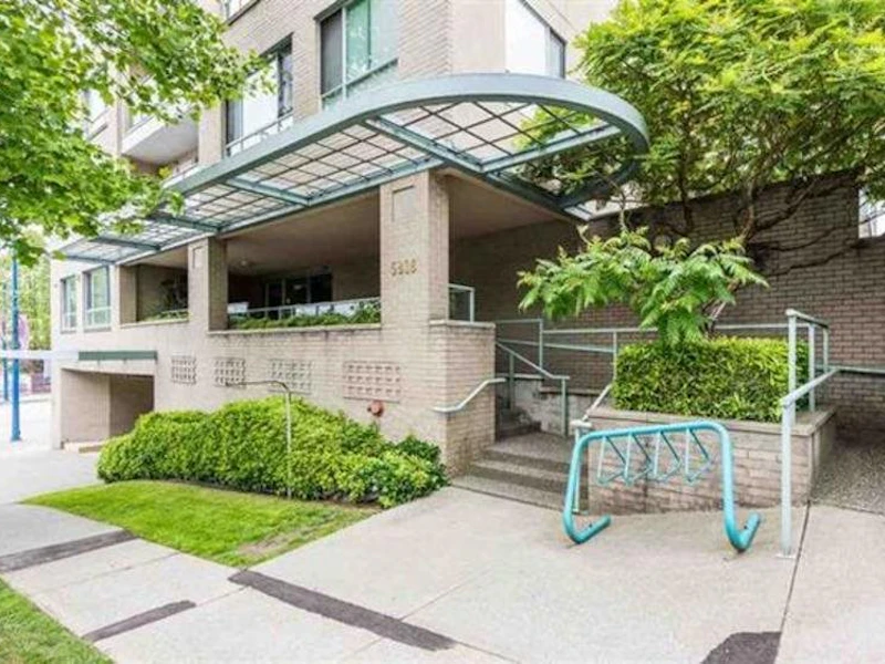 PH6 - 5818 Lincoln Street, Vancouver BC V5R 4P7
