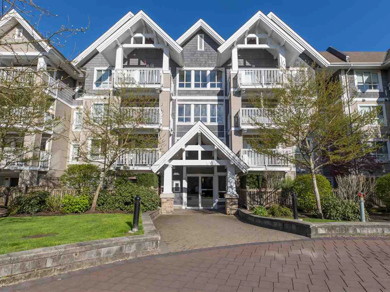105 - 20750 Duncan Way, Langley BC V3A 9J6