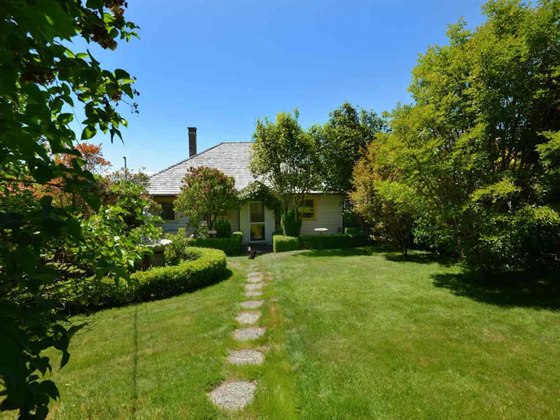 5211 Sunshine Coast Highway, Sechelt BC