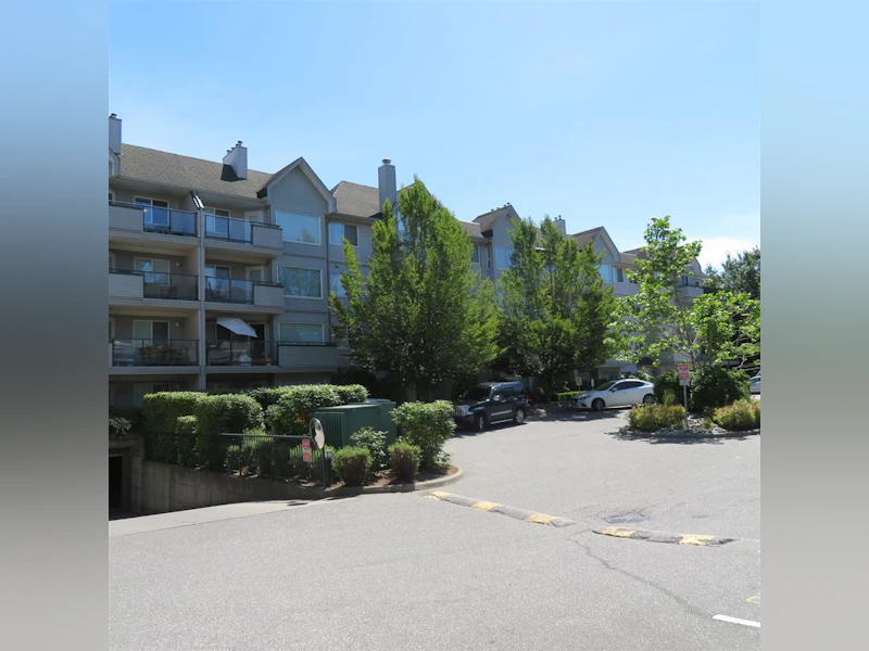 404 - 33718 King Road, Abbotsford BC V2S 8J3
