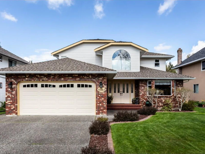 15563 112th Avenue, Surrey BC V3R 6H2