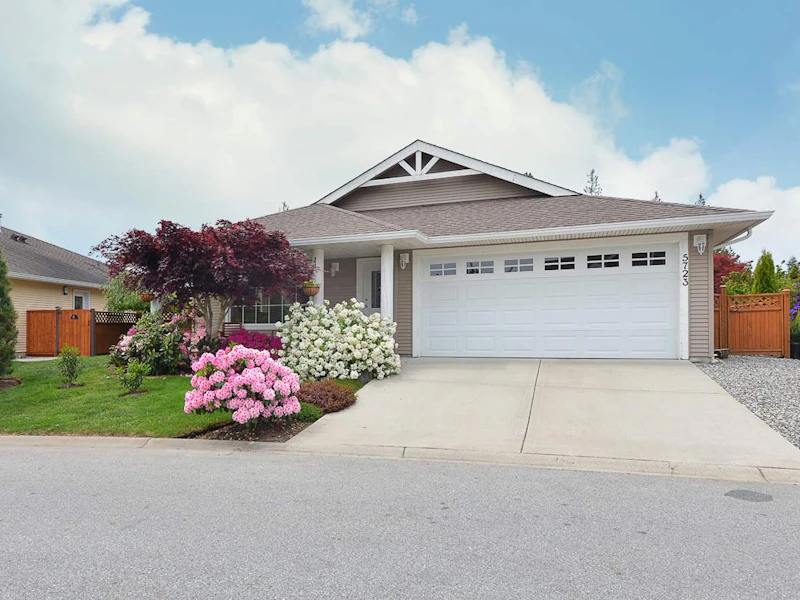5723 Cartier Road, Sechelt BC