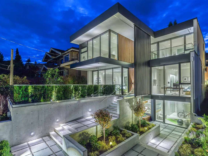 1415 Kings Avenue, West Vancouver BC V7T 2C7