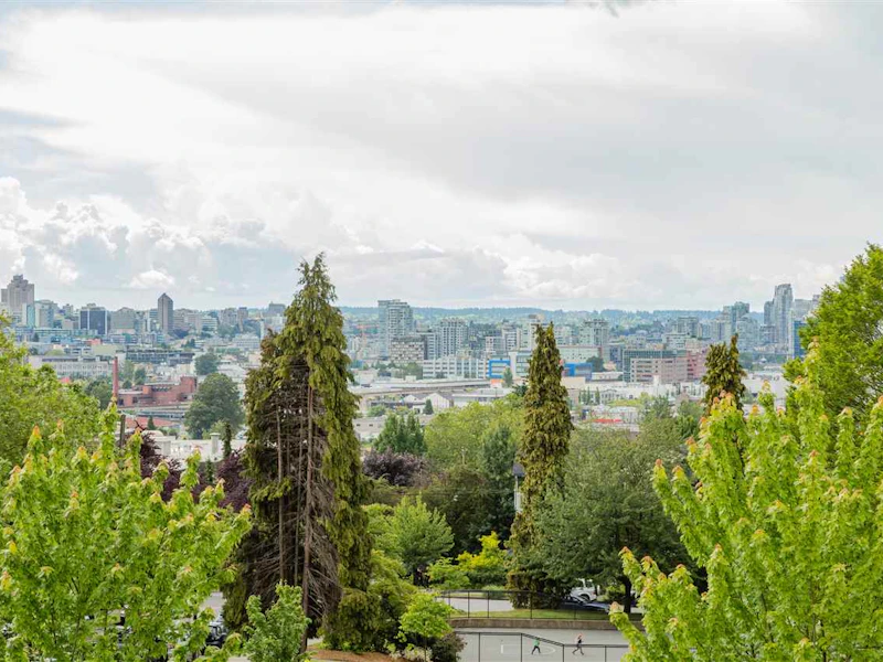 311 - 1707 Charles Street, Vancouver BC V5L 2T6
