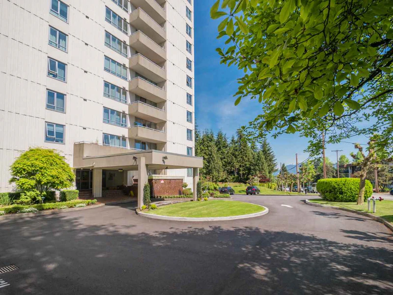 906 - 5645 Barker Avenue, Burnaby BC V5H 3Z5