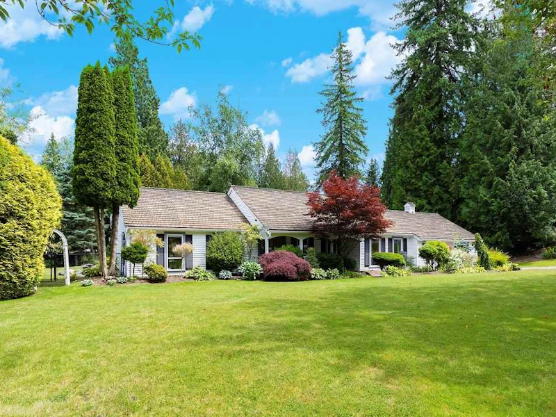 2636 Country Woods Drive, Surrey BC V3Z 0E6