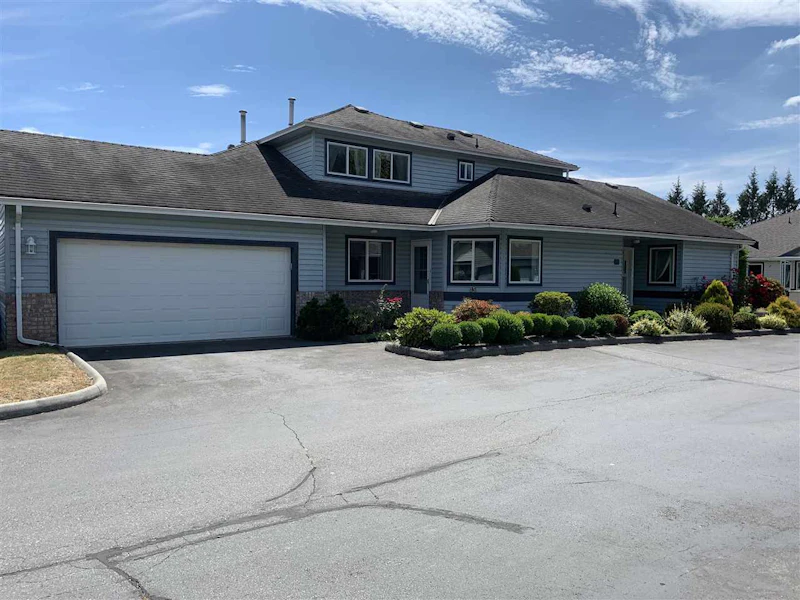 15 - 5550 Langley Bypass, Langley BC V3A 7Z3