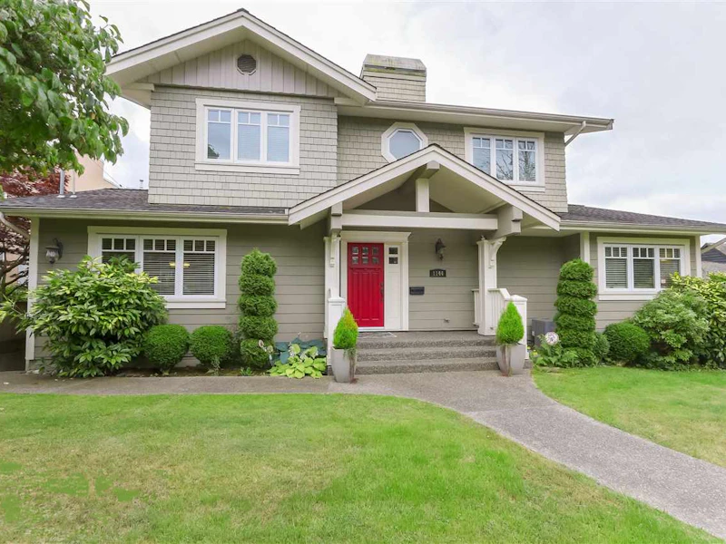 1144 Inglewood Avenue, West Vancouver BC V7T 1Y5
