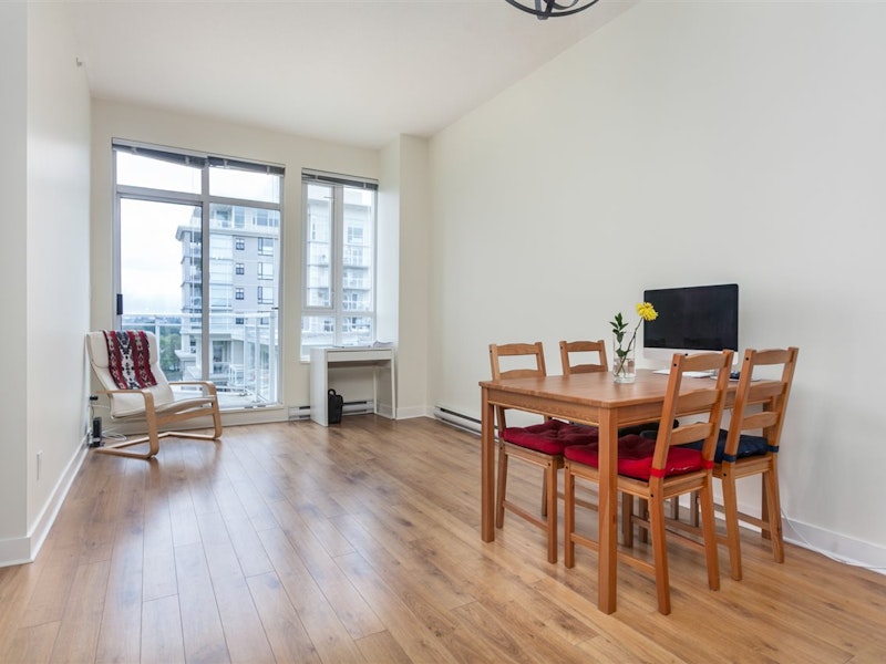 807 - 4078 Knight Street, Vancouver BC V5N 5Y9