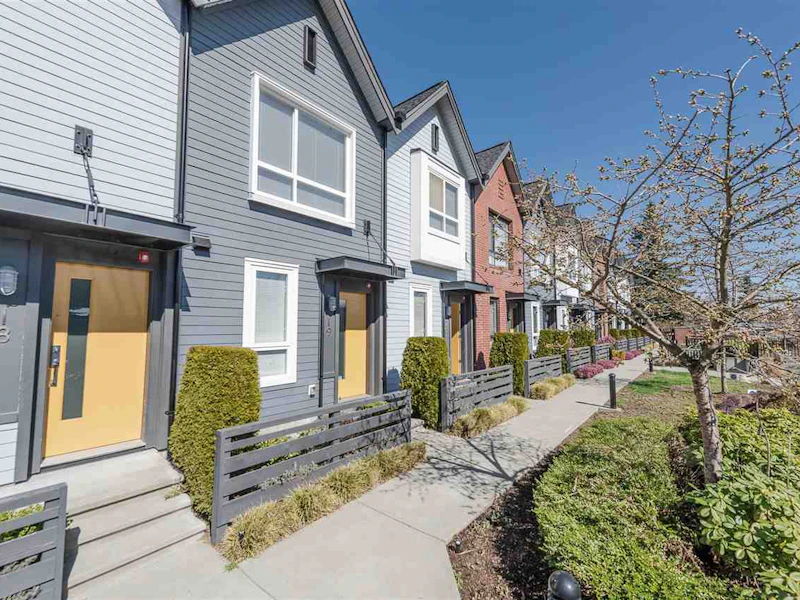 26 - 6868 Burlington Avenue, Burnaby BC V5J 0G1