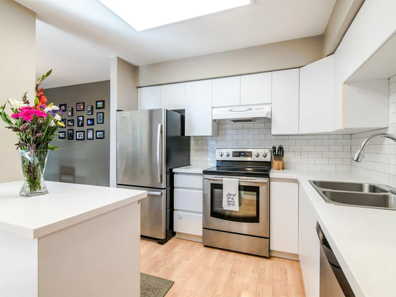 308 - 5375 Victory Street, Burnaby BC V5J 1T2