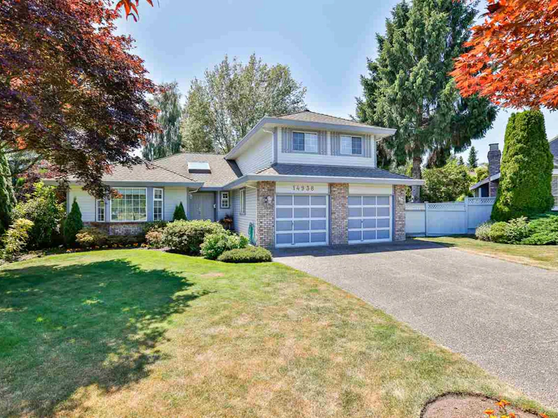 14938 20a Avenue, Surrey BC V4A 8G2