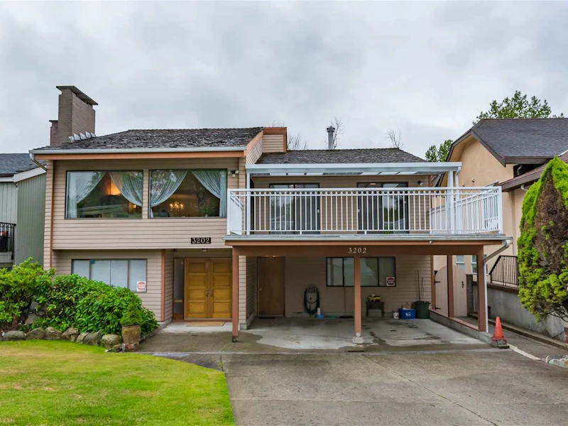 1 - 3202 E 62nd Avenue, Vancouver BC V5S 2G5