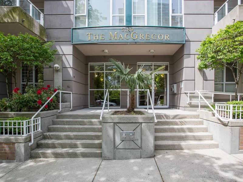 1405 - 5189 Gaston Street, Vancouver BC V5R 6C7