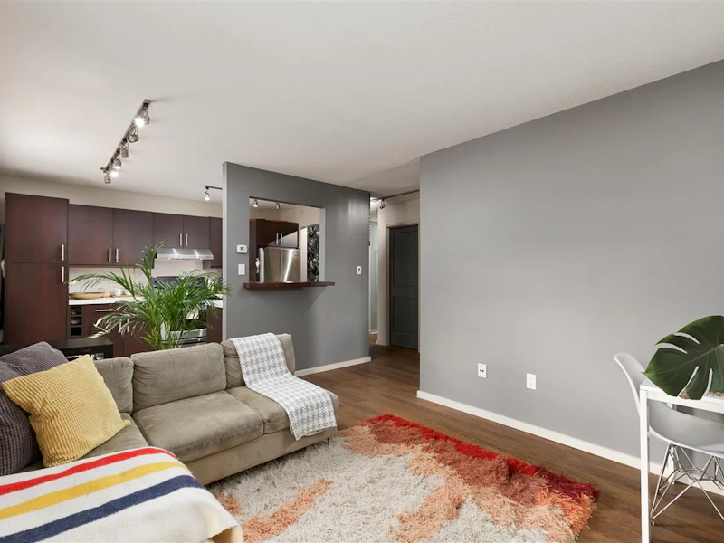 307 - 2330 Maple Street, Vancouver BC V6J 3T6