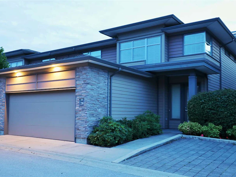 28 - 2603 162nd Street, Surrey BC V3Z 2L4