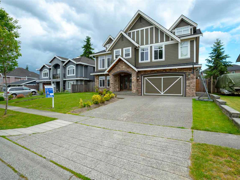 13376 87a Avenue, Surrey BC V3W 6B6