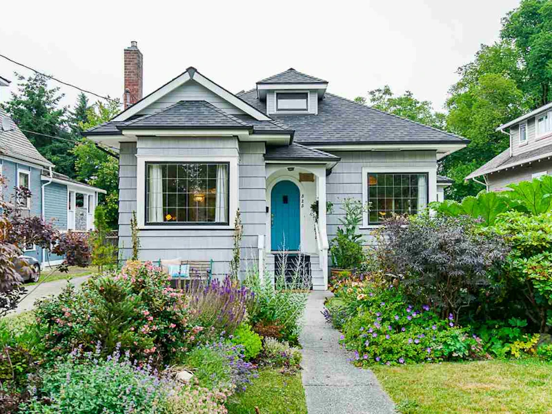 525 Fifth Street, New Westminster BC V3L 2X7