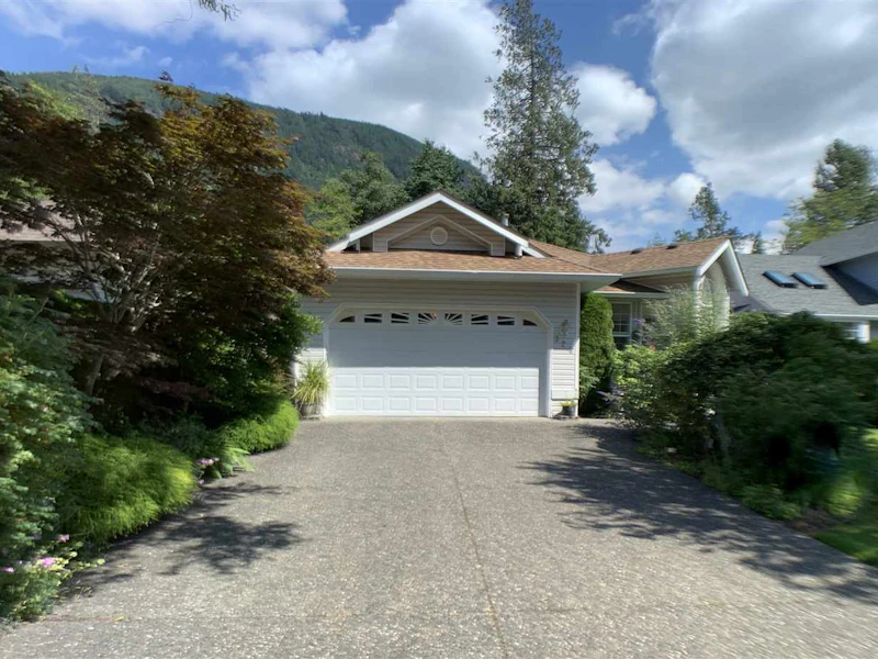 323 Miami River Drive, Harrison Hot Springs BC V0M 1A3