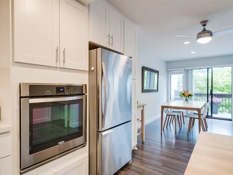 6 - 7361 Montecito Drive, Burnaby BC V5A 1R4