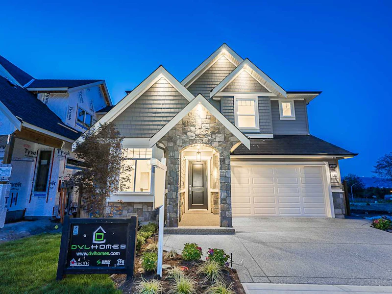 17837 E Barnston Drive, Surrey BC