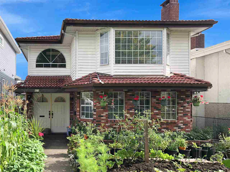 454 E 54th Avenue, Vancouver BC V5X 1L4