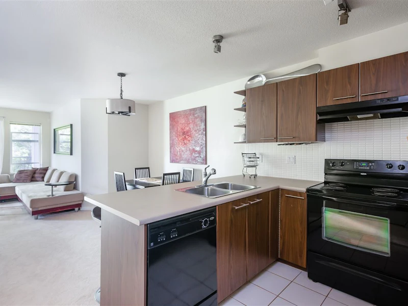 412 - 4799 Brentwood Drive, Burnaby BC V5C 0C4